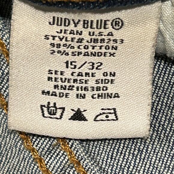 Judy Blue I'm So Frayed Cropped fit Jeans 15 / 32 Blue Mid Rise Boho Hippie - Picture 9 of 10
